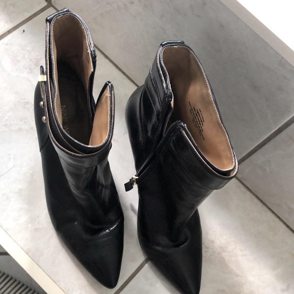 Nine West black heels - Picture 3 of 5